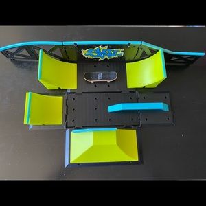 Tech Deck Transforming SK8 Container Pro